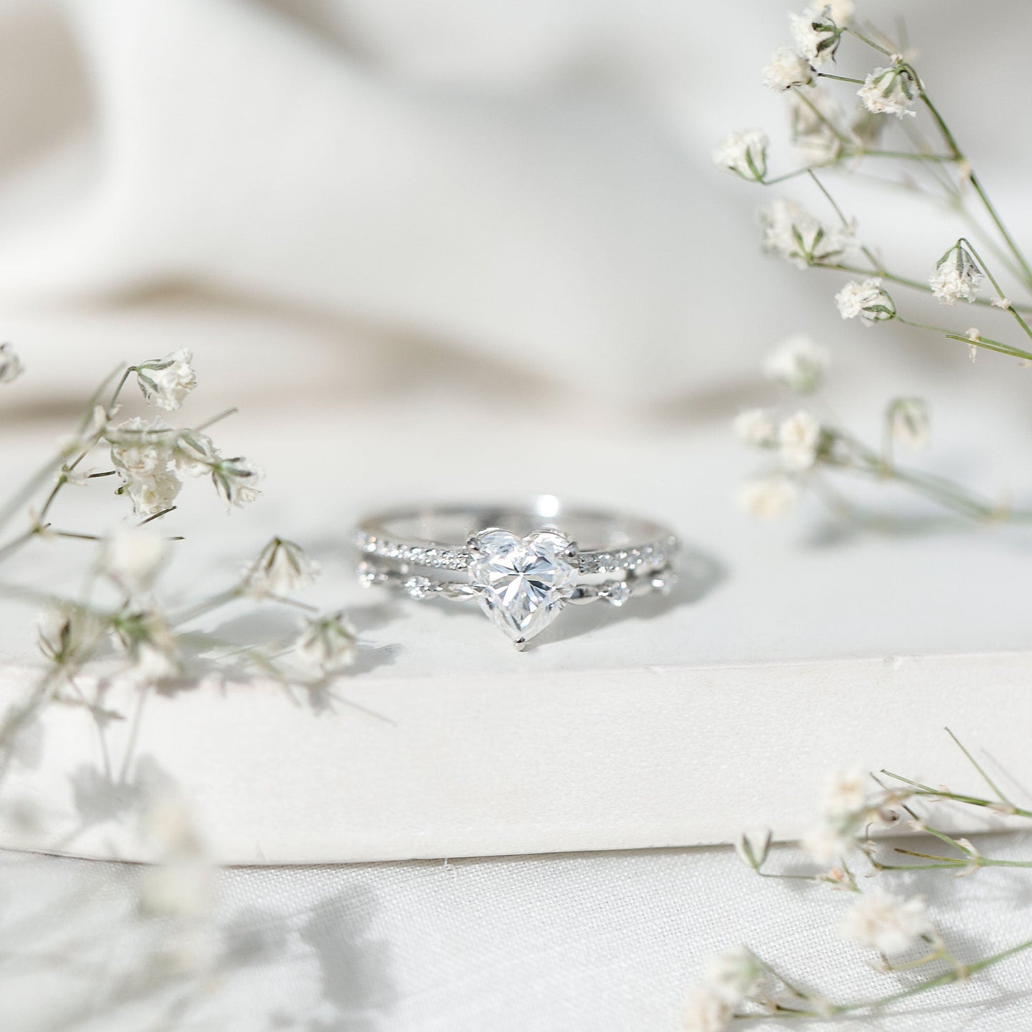 1.5 Carat Heart Moissanite Solitaire Double Band Ring Set