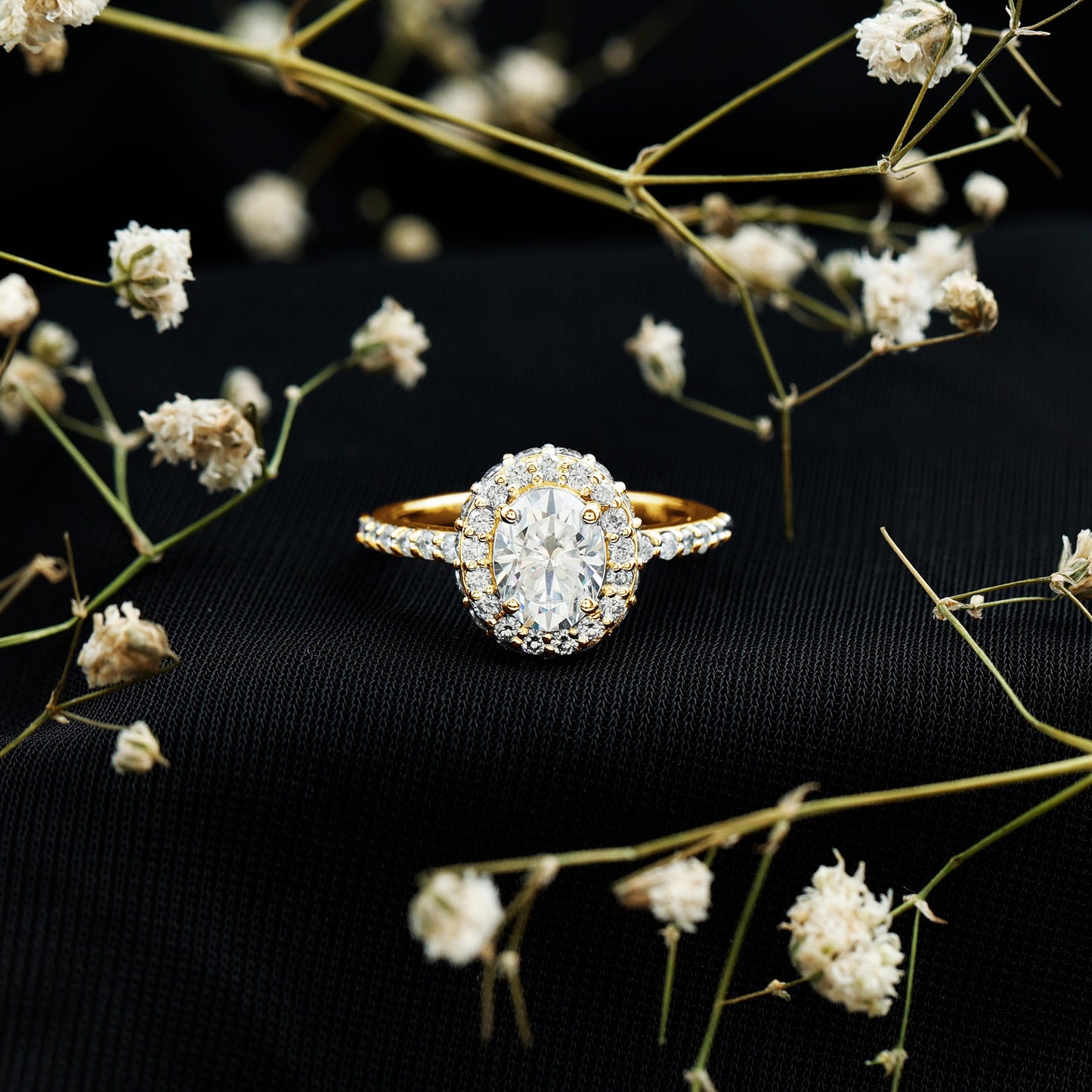 Brilliant Cut Moissanite Classic Engagement Ring with Halo