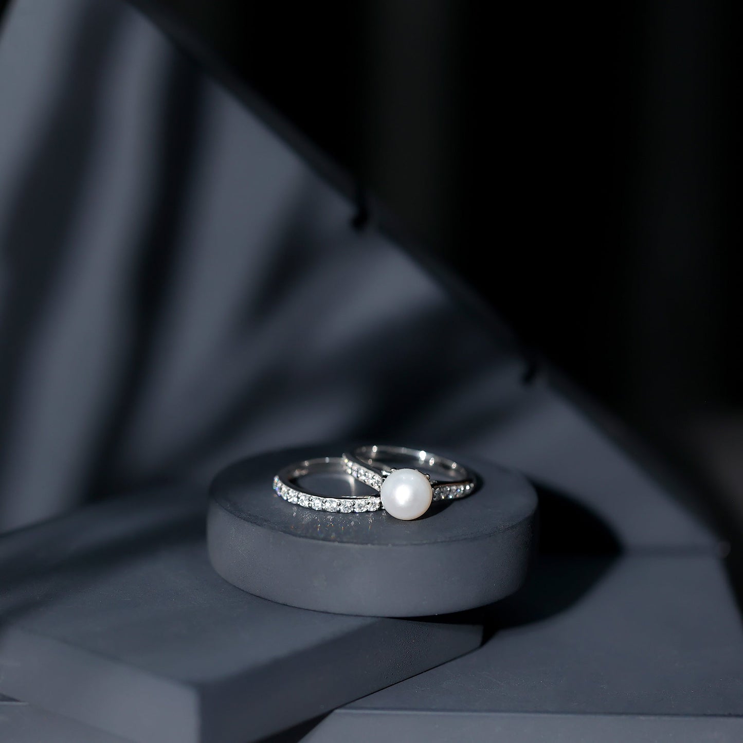 Natural White Pearl Wedding Bridal Ring Set with Moissanite